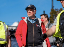 Amazon Vice President Resigns After Company Fired Whistleblowers Amazon Vice President