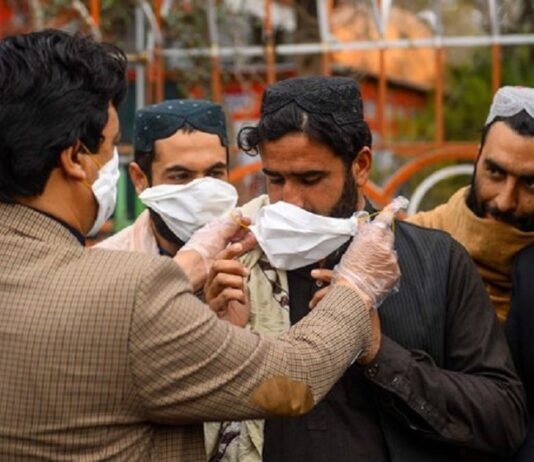 “No Mask, No Service” Policy Across Punjab People wearing Face Mask in Public