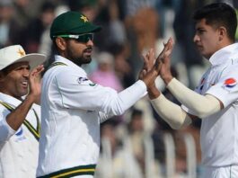 Babar, Imam & Naseem Get Caught Violating COVID-19 Protocols