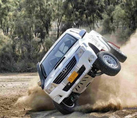 Pakistan’s Viral Car Smuggling Video Will Shock the Companies That Built the Cars