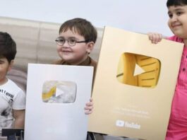 Ahmed Shah Youngest Pakistani to Get Youtube’s Gold And Silver Button Award Ahmad Shah with Youtube Silver and Gold Button