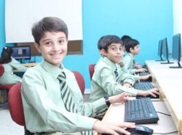 First Smart School That Teaches Children for Free in Islamabad Students in First Smart School