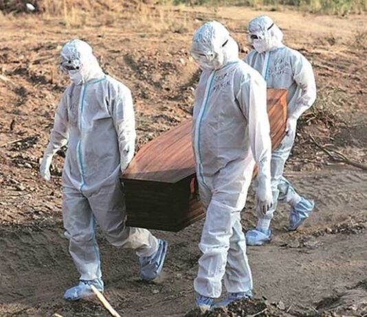 Record 105 deaths in one day from Corona in Pakistan Dead Body of Covid-19 Patient