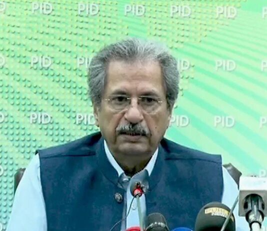 Decision to open classes from 1st to 8th with a week delay in Pakistan Shafqat Mahmood