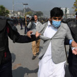 Federal Govt Agrees on 20 Percent Salary Increase for Employees Police and Protester