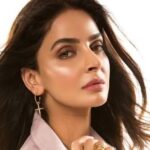 No One Can Meet Saba Qamar Without Mask Saba Qamar