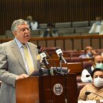 Tarin Says Pakistan is Moving Towards self-Sufficiency Shaukat Tarin