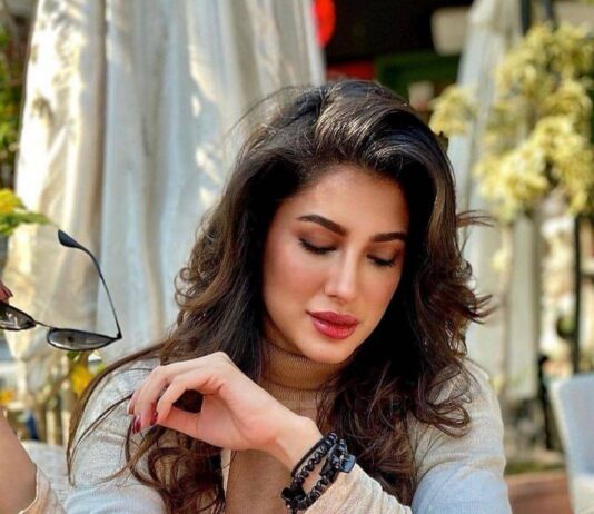 Mehwish Hayat Goes International with UK Production House Mehwish Hayat