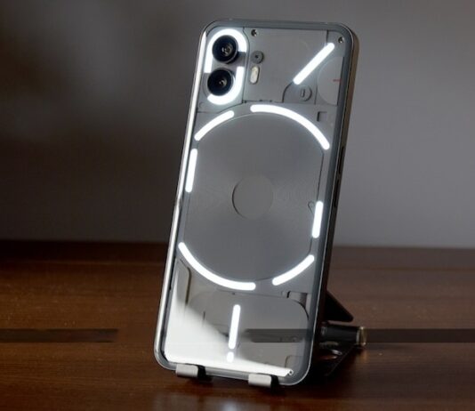 Nothing Phone 2: Sticking to the Formula