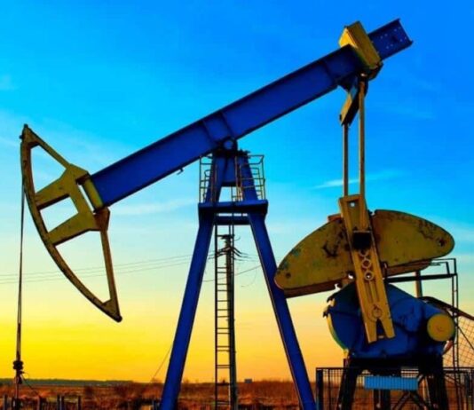 Pending Dues Push Pakistan’s Oil Industry to the Brink gas-drilling