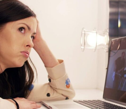 YouTube Introduces New Features for Seamless Long Video Watching Long Video Face Expressions