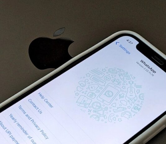 How to Easily Edit WhatsApp Text Messages on iOS and Android